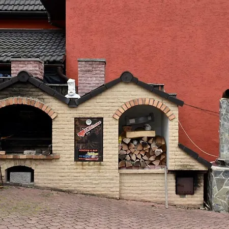 Konukevi Penzion-bar Sandra 3*